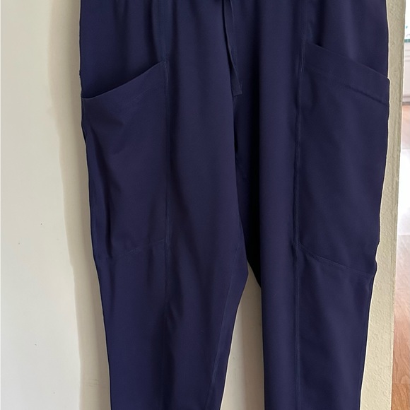 Fabletics set “ Escape” - Picture 3 of 4